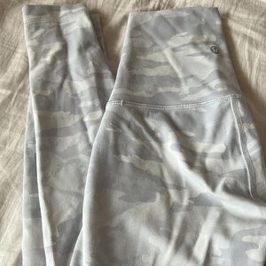 Incognito white lululemon leggings